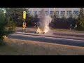 Iława. Motocykl stanął w płomieniach na ulicy Skłodowskiej!
